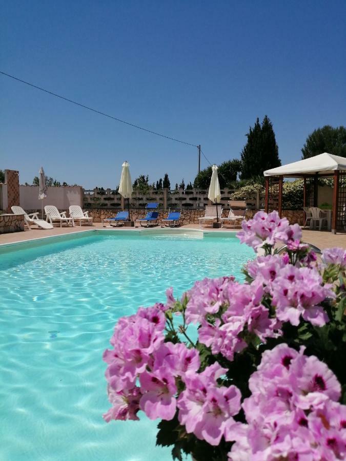Residenza Agrituristica Santa Lucia Con Piscina Apartment Alghero Exterior photo