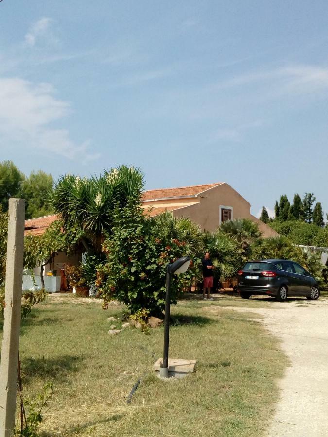 Residenza Agrituristica Santa Lucia Con Piscina Apartment Alghero Exterior photo